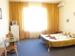 Standard Double Room room in Albatros Hotel