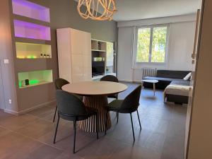 Le Chic - 4 Bedrooms - Brotteaux & Tête dOr