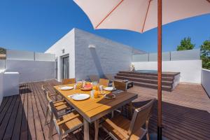 Penthouse Rosas 1C