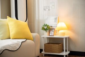 ㅁ3-Min Walk to Mangwon Market, Free Parking & Luggage Storage, Sleeps 10 2