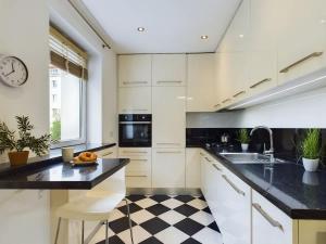Comfortable Pet-Friendly Studio with a Balcony by Noclegi Renters