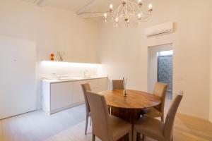 Ampia residenza Filippini a pochi passi dallArena - Domus Verona