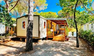 3 bedroom Chalets Camping Leï Suves - JoyCasa