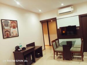 Hotel Mumbai House Thane