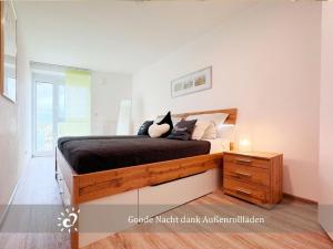 de Twargbutt Nordseeluft vom Balkon aus schnuppern