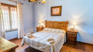 Mansion Piedras Blancas Colmenar by Ruralidays