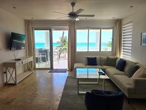 8i Turquesa Beachfront 7persons