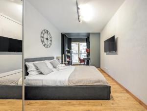 Kępa Mieszczańska Superior Apartment by BookingHost
