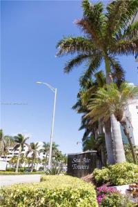 Oceanfront 1BR Condo with Balcony View
