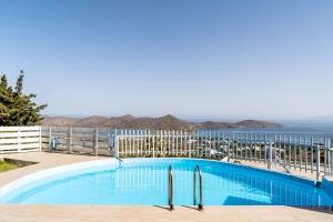 Villas Acros & Thalassia, Sea View Villas with Private Pool & BBQ near Elounda