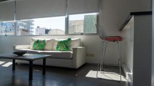 One-Bedroom Apartment Humboldt 1945