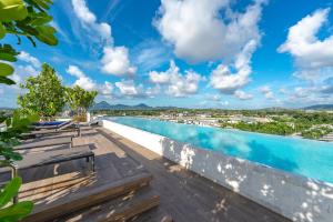 Two-Bedroom Apartment at Laguna Skypark