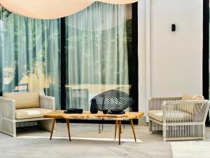 Loft de luxe avec piscine et jardin privés