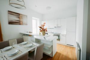 FREE Parking City Apartment