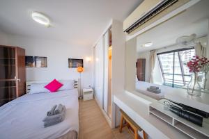 Le Cote, Thonglor Soi 8, Top Floor 2 Balcony 55sqm