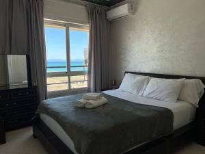 Large Family Apartment with Sea View - Tangier Corniche