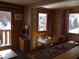 Appartement avec parking - Emplacement idéal - FR-1-355-221