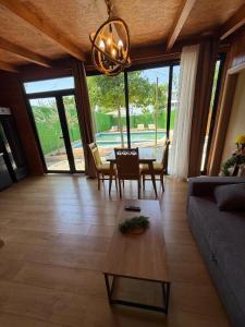 Wooden Villa Eilin 3