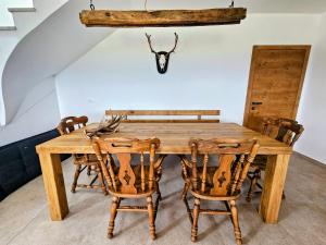 Pirman Vineyard Cottage