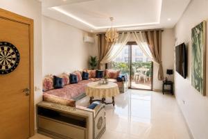 Appartement Premium Vue sur piscine & Jardin Privé