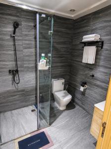 Appartement Premium Vue sur piscine & Jardin Privé