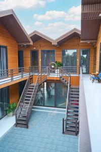 Rừng Vàng Homestay