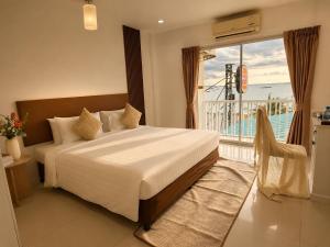 Holi PTY Hotel