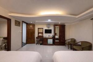 KT Kim Dung hotel - Center Saigon