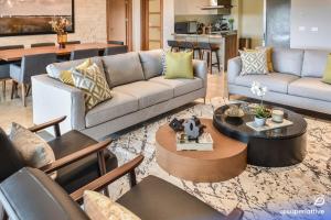 Deluxe 2B Marine View with Private Beach