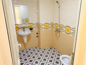 Khách Sạn Lan Vinh - Nhà Hàng Ngoài Trời