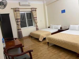 Khách Sạn Lan Vinh - Nhà Hàng Ngoài Trời