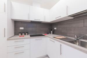 CASA ESEDRA Appartamento B - Parcheggio privato