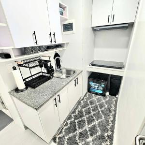Blanc Suite