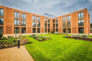 En-suite Rooms at Newnham College Cambridge