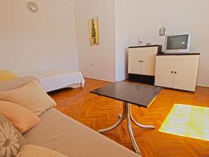 Apartments Milio 1105