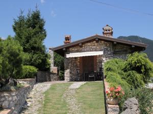 Apartment La Tartufaia-3 by Interhome