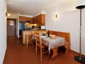Studio Terrasse Des Alpes 615 by Interhome