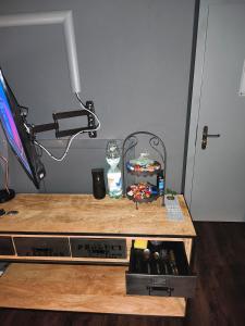 Peaceful room with private bathroom TV Wi-Fi free Parking Near Brugg Baden Zürich