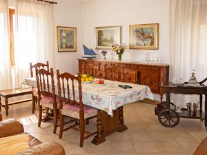 Holiday Home Lia by Interhome