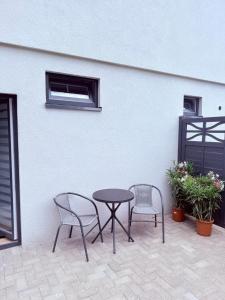 Gemütliches Appartement 3 mit sonniger Terrasse - Schuster Homes -