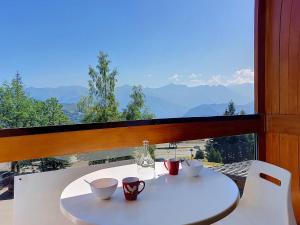 Apartment Soyouz Vanguard-82 by Interhome