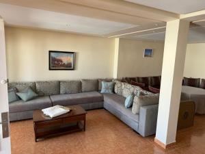 appartement dans un complexe résidentiel en face de la plage