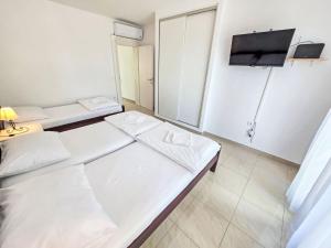 Apartment Wohnung in Crikvenica für 3 Personen mit Balkon by Interhome