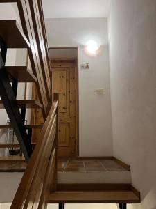 Casa Anna apartment with balcony near the lake