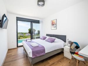 Holiday Home Villa Artec mit Meerblick by Interhome
