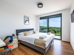 Holiday Home Villa Artec mit Meerblick by Interhome