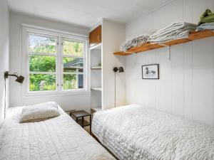 Holiday Home Gia - 1-3km from the sea by Interhome
