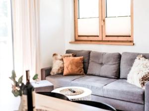 Holiday Home Domek pod Szarowym Lasem by Interhome