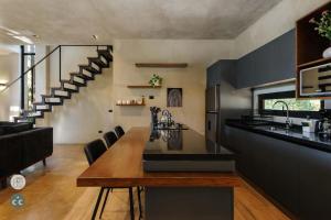 Increible Casa con Jacuzzi y Terraza en el Bosque