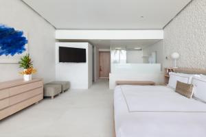 Breeze 5-18, Oceanfront Villa, Infinity Pool